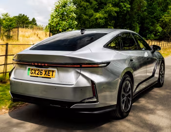 Lexus ES 350e [UK-spec] '2026