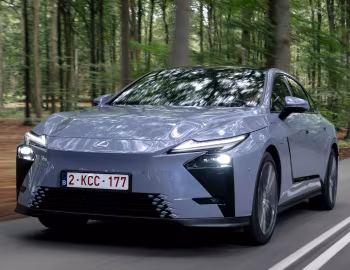 Lexus ES 350e [EU-spec] '2026