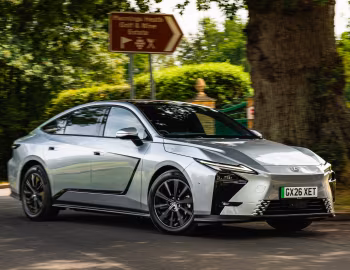 Lexus ES 350e [UK-spec] '2026