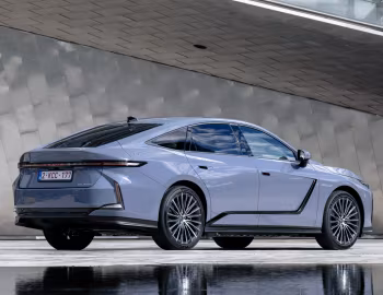 Lexus ES 350e [EU-spec] '2026