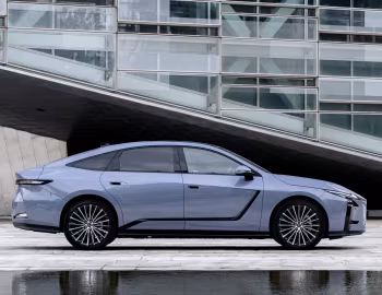 Lexus ES 350e [EU-spec] '2026
