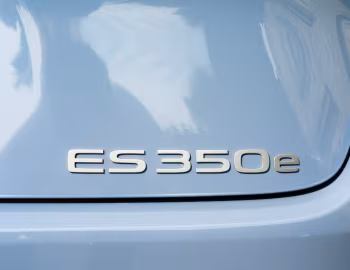 Lexus ES 350e [UK-spec] '2026