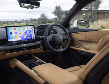 Передня панель Lexus ES 500e AWD [Australia] '2026
