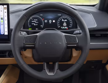 Передня панель Lexus ES 500e AWD [Australia] '2026