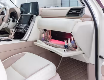 Інтер'єр Lexus GlamLX '09.2025