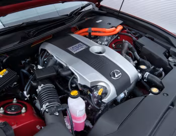 Під капотом Lexus GS 300h [UK-spec] '2013–15