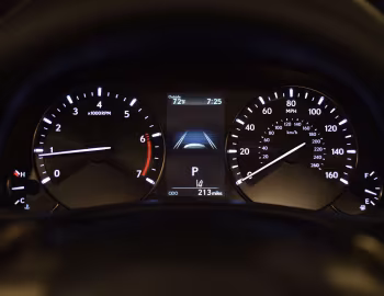 Dashboard 2016–20 Lexus GS 200t [North America] '2015–20