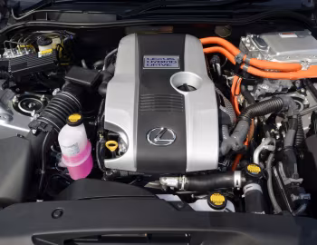 Под капотом Lexus IS 300h [UK-spec] (XE30) '2013–16