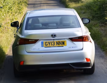 Lexus IS 300h [UK-spec] (XE30) '2013–16