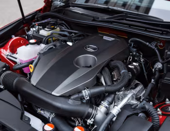 Bajo el capó Lexus IS 200t [UK-spec] (XE30) '2015–16