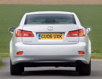 Lexus IS 220d [UK-spec] (XE20) '2005–08