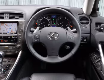 Передня панель Lexus IS 250 [UK-spec] (XE20) '2008–10