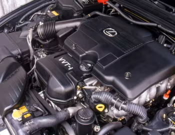 Under the hood 2002–05 Lexus IS 300 [North America] (XE10) '2001–05