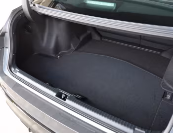 后备箱 Lexus IS 300 [Japan] '11.2020–至今