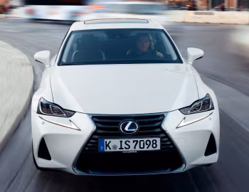 Lexus IS 300h [Worldwide] (XE30) '2016–20