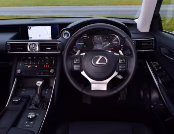 Передня панель Lexus IS 300h [UK-spec] (XE30) '2016–20