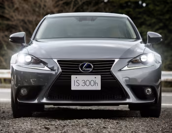 Lexus IS 300h [Japan] (XE30) '05.2013–10.2016