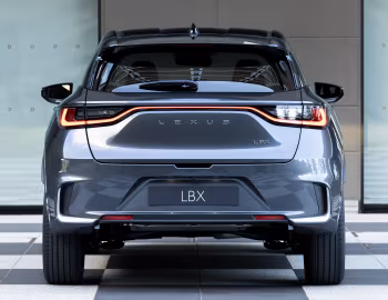 Lexus LBX Emotion [EU-spec] '2023–н.ч.