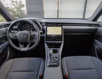 Передня панель Lexus LBX Emotion [EU-spec] '2023–н.ч.