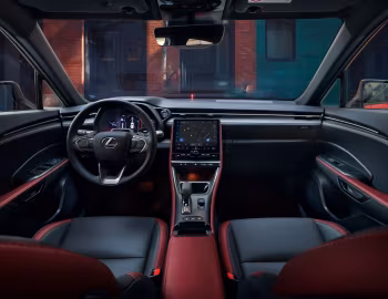 Передня панель Lexus LBX "Vibrant Edition" [EU-spec] '09.2025–05.2026