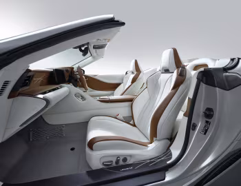 Інтер'єр Lexus LC 500 Convertible "Pinnacle" [Japan] '08.2025–н.ч.