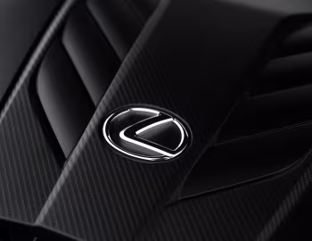 Sous la capuche Lexus LC 500 [South Korea] '2017–24