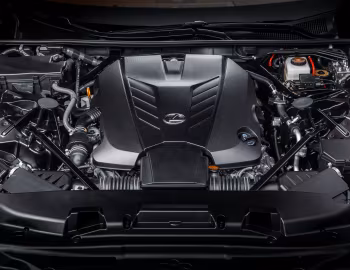 Під капотом 2018–н.ч. Lexus LC 500 [North America] '2017–н.ч.