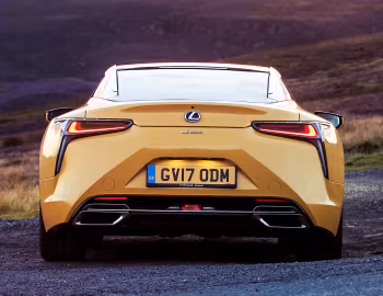 Lexus LC 500 [UK-spec] '2017–24