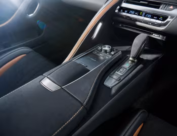 Інтэр'ер Lexus LC 500 "Aviation" [Japan] '01–11.2021