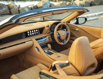 Передня панель Lexus LC 500 Convertible [Australia] '2020–н.ч.