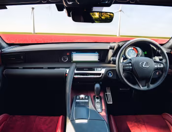 Передня панель Lexus LC 500h [UK-spec] '2017–24
