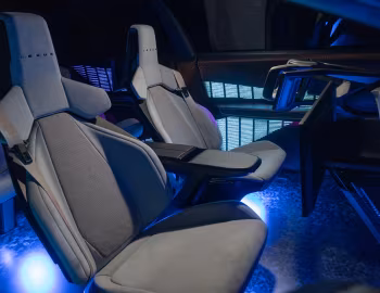 Интерьер Lexus LF-ZC '10.2023