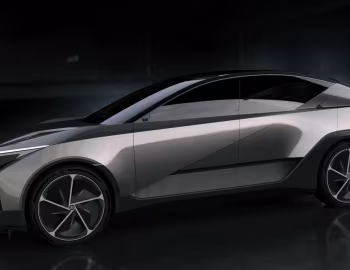 Lexus LF-ZL '10.2023