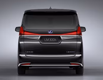 Lexus LM 300h [China] '2020–23