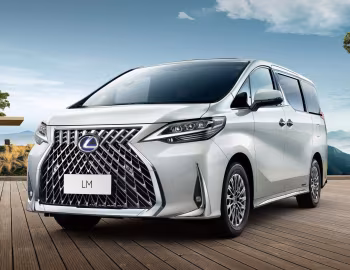 Lexus LM 300h [China] '2020–23