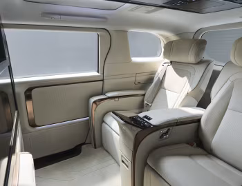 Интерьер Lexus LM 500h [China] '2023–н.в.