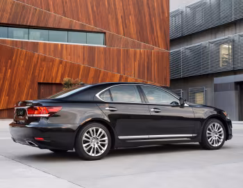 Lexus LS 460 [Australia] '2013–17