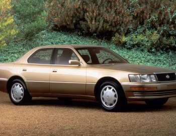 1990–94 Lexus LS 400 [North America] (UCF10) '1989–94