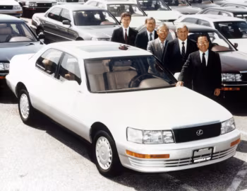1990–94 Lexus LS 400 [North America] (UCF10) '1989–94