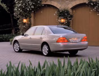 2001–03 Lexus LS 430 [North America] (UCF30) '2000–03