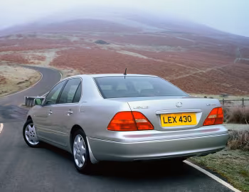 Lexus LS 430 [UK-spec] (UCF30) '2000–03