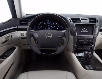 Передня панель 2007–09 Lexus LS 460 [North America] (USF40) '2006–09