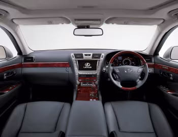 Передня панель Lexus LS 460 [Australia] (USF40) '2007–09