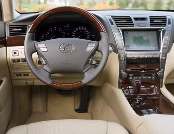 Передня панель 2008–09 Lexus LS 460L [North America] (USF41) '2007–09