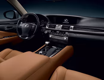 Передня панель Lexus LS 460L [EU-spec] '2012–17