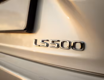 Lexus LS 500 [South Africa] '2021–pr.