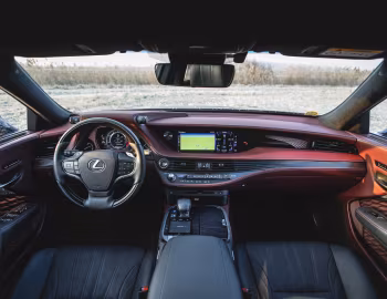 Передня панель Lexus LS 500 AWD [Worldwide] '2017–20