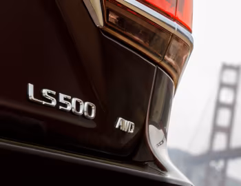 2018–20 Lexus LS 500 AWD [North America] '2017–20