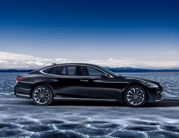 Lexus LS 500h [Worldwide] '2017–20