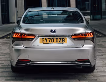 Lexus LS 500h [UK-spec] '2021–н.ч.